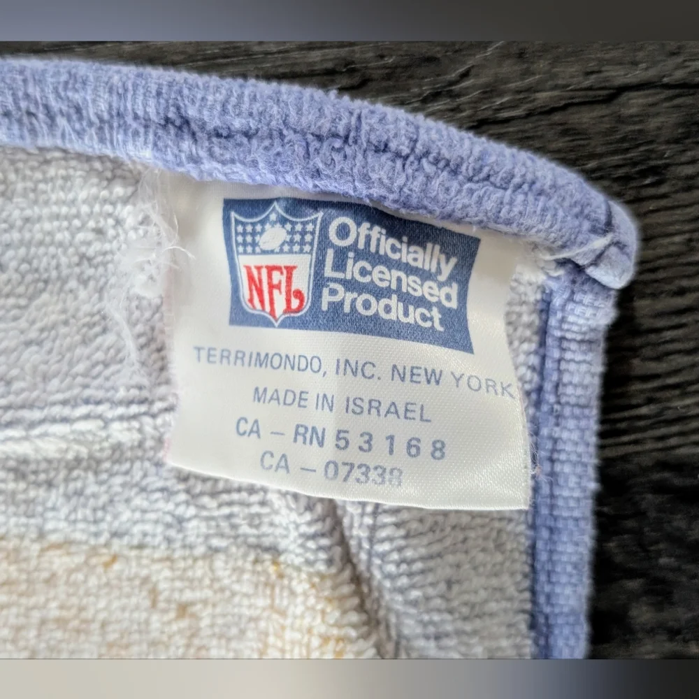 Los Angeles Rams Vintage Early 90s Officially Licensed Team NFL Beach Bath Towel